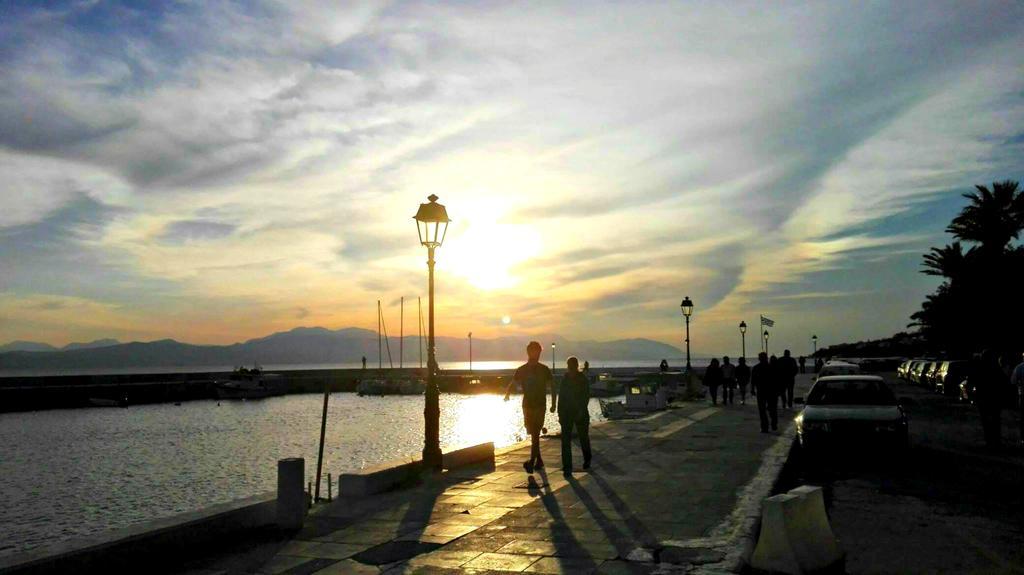 Ανθέμιο Aparthotel Λουτράκι Εξωτερικό φωτογραφία